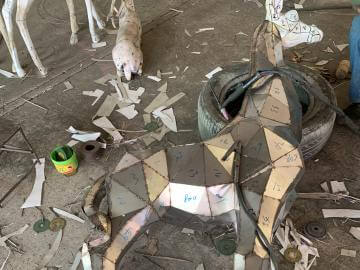 不銹鋼動物雕塑鹿切片造型生產圖片